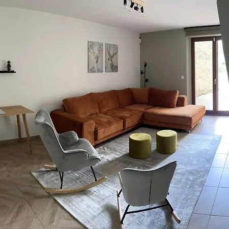 La Vie En Rose فيلة Muno